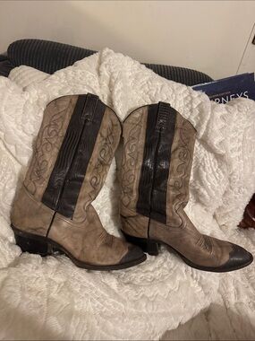 Men's Imperial Made in USA Vintage Taupe and Black Western Pull-On Boots